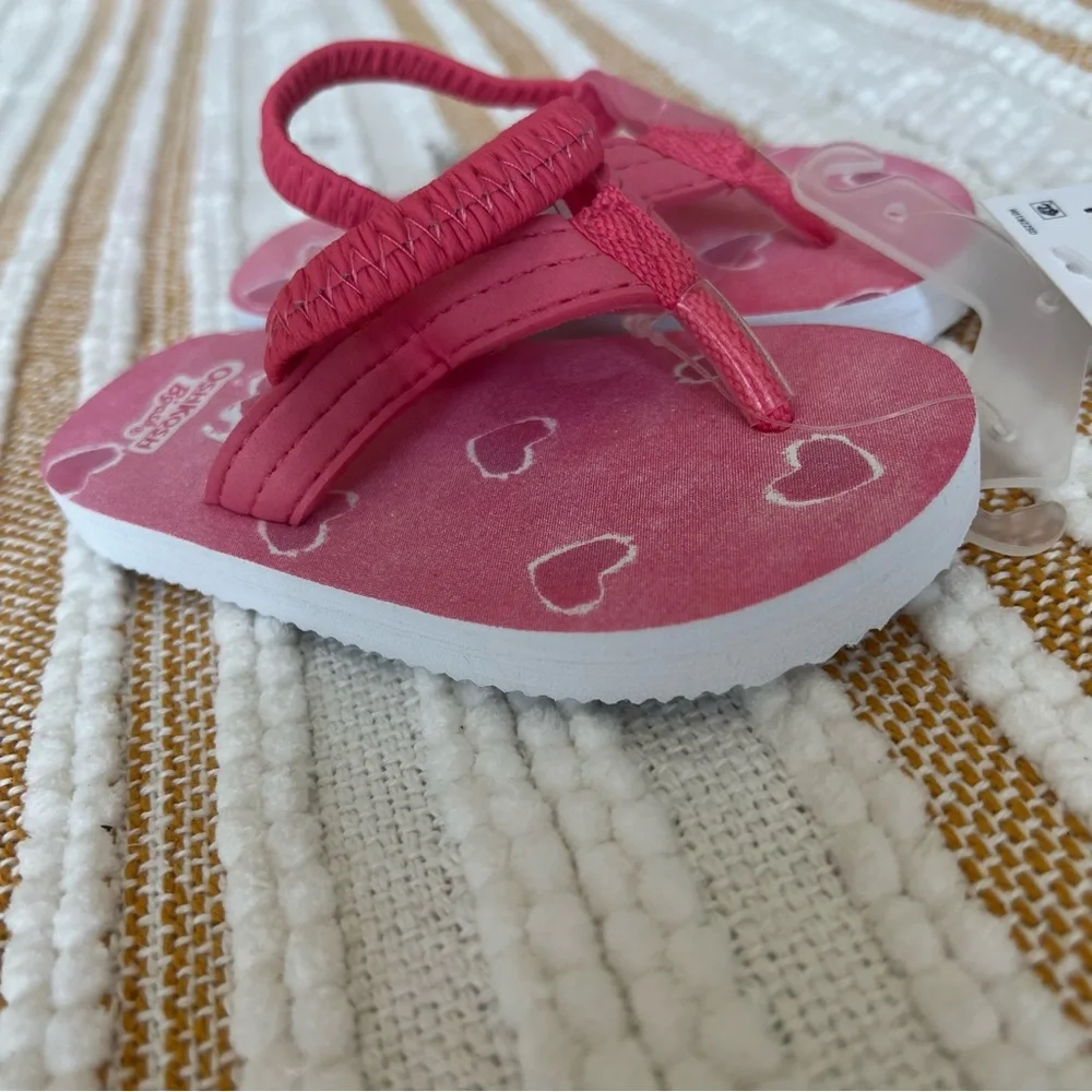 OshKosh B'Gosh Heart Flip Flops Toddler S (5/6) NWT‎